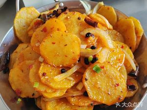 Jingchuan Hu Ren Jia (Cha Liang Lu Dian)