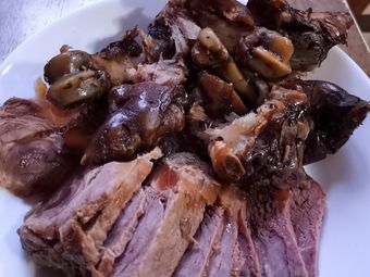 Liuhe Delicacies Shop