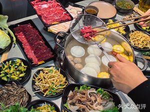 Yong Mao Golden Fresh Beef Hot Pot