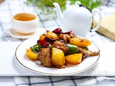 Laojia Wei · Shandong LinYi Iron Pot Chicken (BaLi Zhuang Dong Li Community Store)