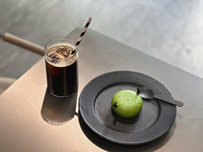YAN + Cafe & Bar