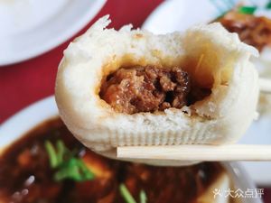 Xin Shui Feng Small Eats Restaurant