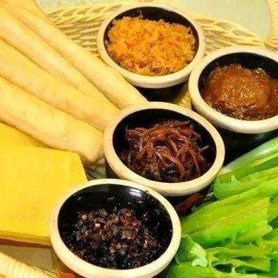 Guaikui Roll · Xuzhou Meat Rib Wrap