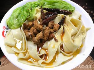 安徽正宗牛肉板面(三里河东路店)