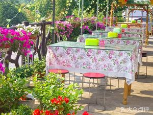 Yiren Local Cuisine Restaurant (Shitang Renjia Branch)