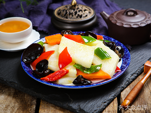 Yuehong Home-style Restaurant