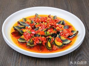 Huainan Beef Soup · Liu Liu Catering (Airport Store)