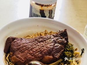 Weijia Noodle House (Qingjiang Road Branch)