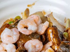 Changshu Stir-Fry Noodles · Qinyuan Chun Noodle House