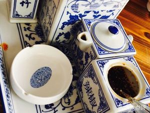 Yinchun Century Old Sauce Noodles (Qingnian Road Branch)