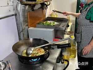 Pang Xiao Niu Hand-Rolled Skin Noodles