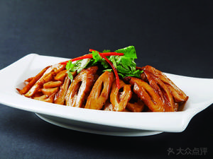 Cheng Ge's Braised Dishes