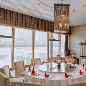 Uhouse Water Garden Restaurant · Birthday Banquet