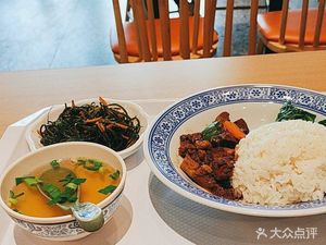 Longxinglou Handmade Beef Noodles