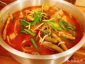 Wang Bangbang Chongqing Spicy Pepper Rice Noodles