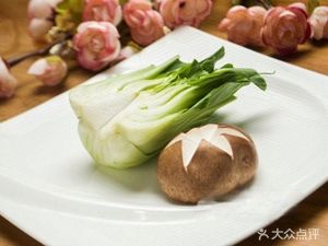 Chongqing Spicy Chicken King (Hanfu Elegant Garden Branch)