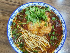 Gao Gang Li Xiao Ma Beef Noodles (Dadingfang Store)