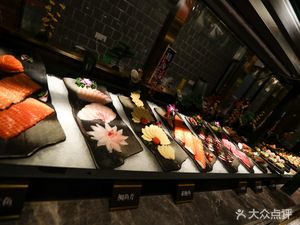 Qingmu Tai Buffet Cuisine (Liuhu Longhu Tianjie Store)