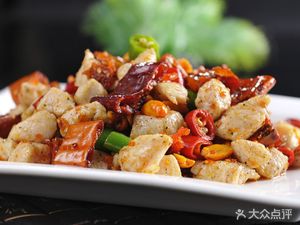 萍聚私房菜馆(湖西街店)