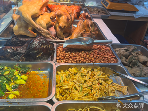 Qingzhen Wang Changyin Shuixi Gate Roast Duck