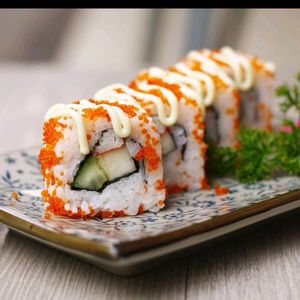 Self-Discipline Light Meals & Sushi Bar