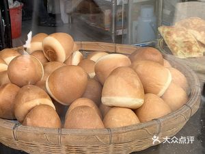 Tibetan Qingke Cake (Jinbao Commercial Plaza Store)