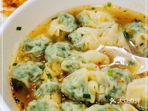 Qianli Xiang Dumplings (Ziyi Huafu Store)