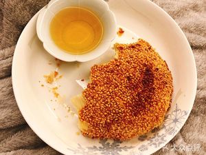 Xiao Wang's Oil-Fried Flatbread Shop