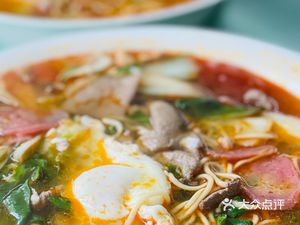 Jinling Big Bowl Pig's Trotter Noodles (Wufu Street Branch)
