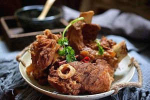 Northeast Sauce Bone Restaurant (Nandahewenyuan Branch)