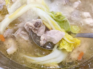 Medicinal Herb Chicken (Xiangyi Zijun Branch)