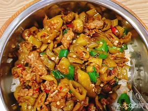 Old Xiang Wooden Bucket Rice (Hongyang Times Center Store)