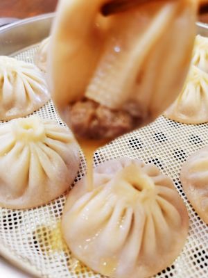 Ba Fei Golden Soup Dumplings