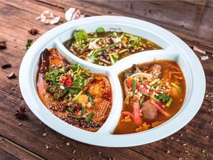 壹桶干拌冒菜(市区店)