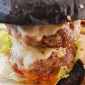 UncleB·FACE Uncle B's Handmade Burgers