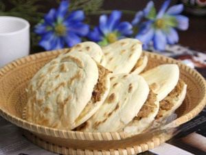 Liangxin Hot Dry Noodles (Yinghe Road Store)