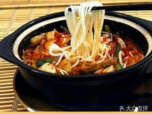 Chen Ji Claypot Noodles and Rice Box (Ruise Center Store)