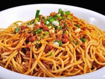 Shaanxi Guanzhong Qinwei Old Bowl Noodles (Ruhe Road Food Agent Store)