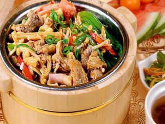Clay Pot Simmered Soup Wooden Bucket Rice