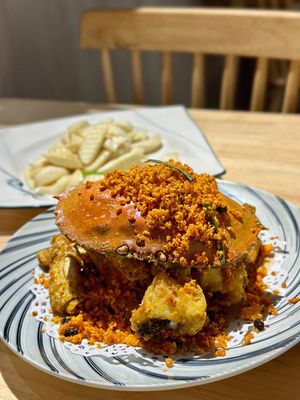 Min Record Seafood Restaurant