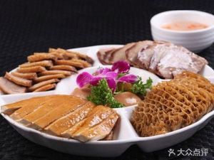 义兴张道口烧鸡(金达路店)