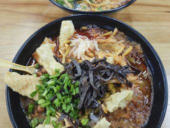 Aunt Luo's Liuzhou Snail Rice Noodles