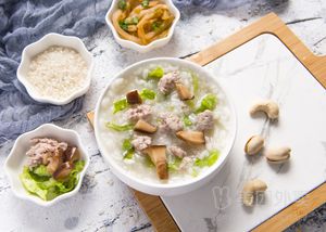 MegaMe Burger (Le Fei Street Branch)