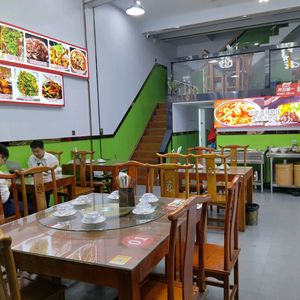 Yu Xiang Yuan Charcoal Pot Fish with Bone and Flatbread Village