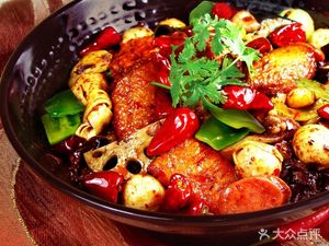 Yingxiang Hong Spicy Hot Pot Single Pot Stir-Fried Sichuan-Hunan Style