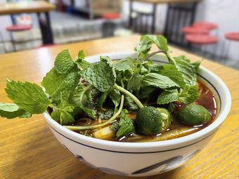 Dai Family Rice Noodles