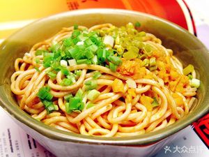 Old Liu's Hot Dry Noodles