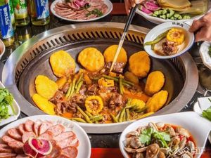 Yuanyuren Iron Pot Stew