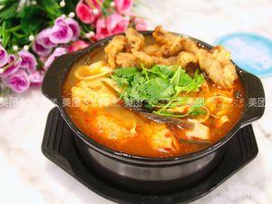 Royal Clay Pot Big Chicken Dish