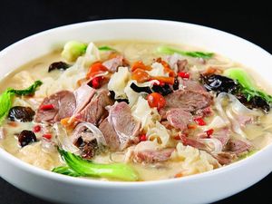 Stupid Man Selling Noodles (Wolong Community Branch)